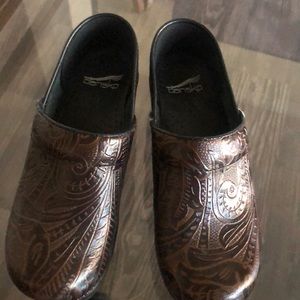 Dansko Comfortable Shoes